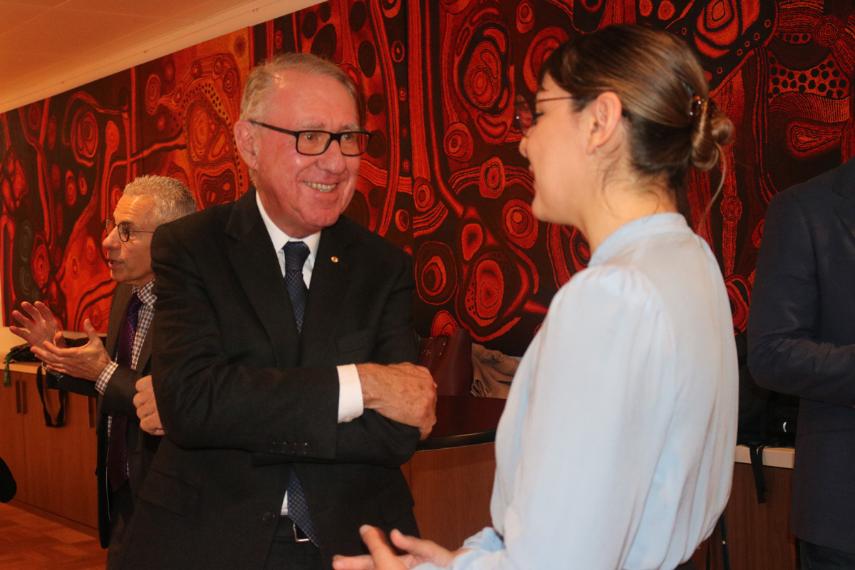 David Gonski AC meeting with CSI UNSW scholarship graduates